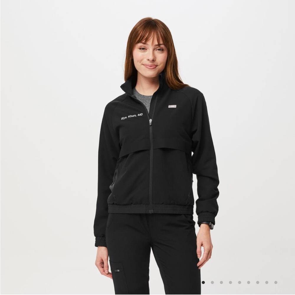 NWT Figs Sydney Scrub Jacket XS Black
